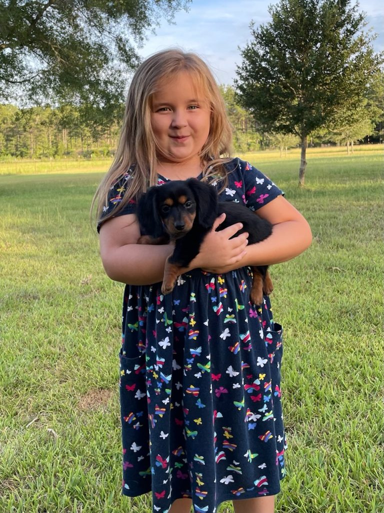 Tess lives in Coushatta, LA